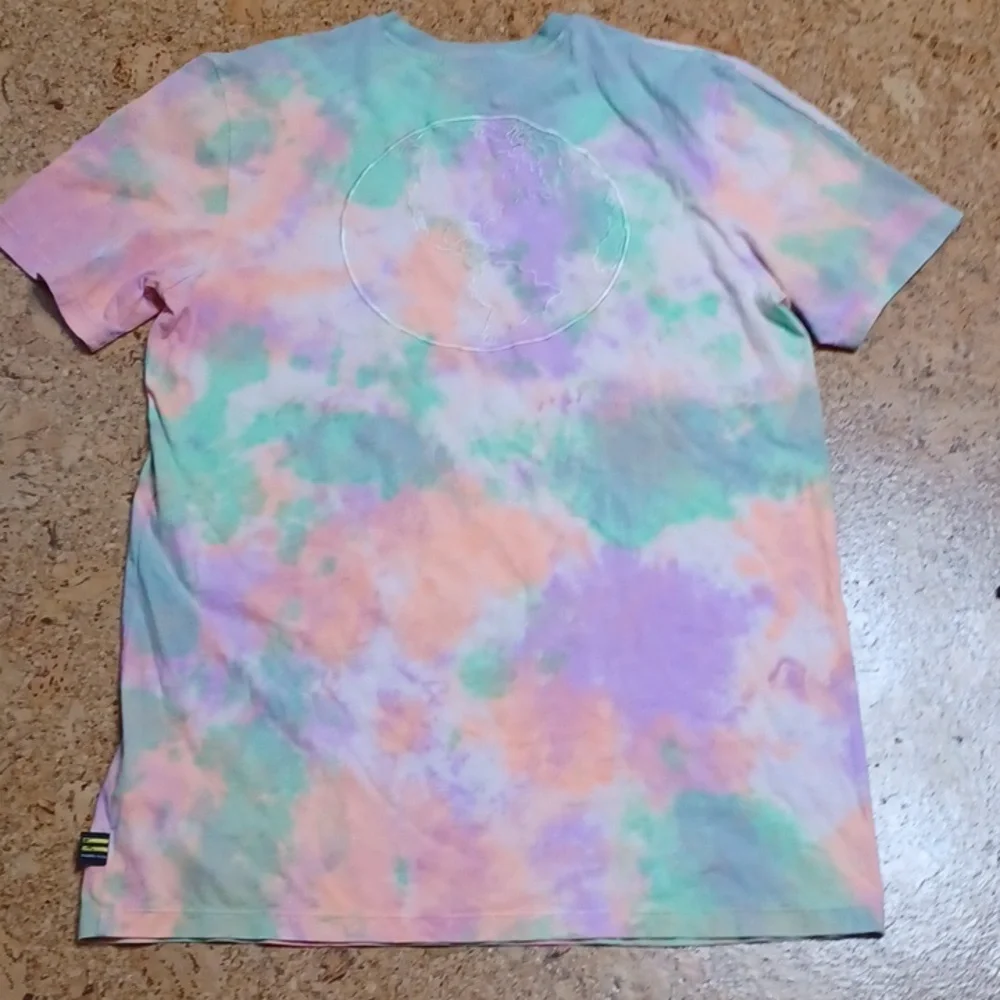 Pharrell Williams All Cotton Samsara Tie Dye Tee Men's L - Picture 5 of 7